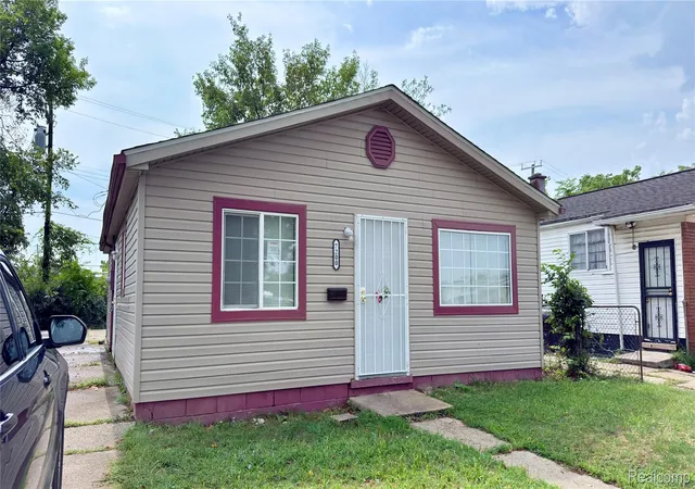 Single family home for sale at 7200 Edgeton St, Hamtramck, MI 48212 | MLS# 20261072986