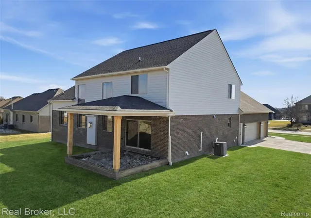 Photo 1 of Single family home for sale at 35689 Windridge Dr, New Baltimore, MI 48047 | MLS# 20261072985 | Listing updated on 2026-09-17