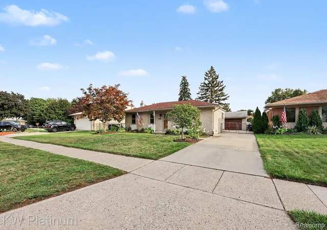 Photo 3 of Single family home for sale at 15010 Alma Dr, Sterling Heights, MI 48313 | MLS# 20261072989 | Listing updated on 2026-09-14