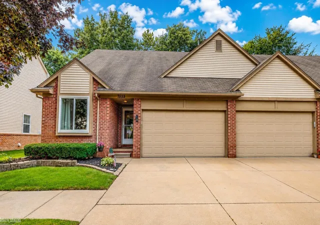 Photo 1 of Condo for sale at 7555 Amanda Cir Dr, Washington, MI 48094 | MLS# 58050221369 | Listing updated on 2026-09-18