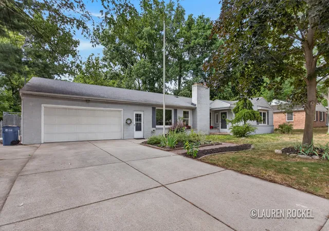 Photo 3 of Single family home for sale at 3121 Baker Park Dr SE, Grand Rapids, MI 49508 | MLS# 65026048141 | Listing updated on 2026-09-11
