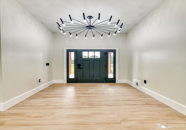 Photo 3 of Single family home for sale at 2706 S Custer Rd, Monroe, MI 48161 | MLS# 57050221372 | Listing updated on 2026-09-10