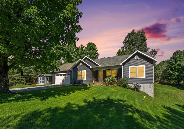 Photo 1 of Single family home for sale at 6786 W King Fish Rd, Empire Township Leelanau, MI 49630 | MLS# 78080073393 | Listing updated on 2026-09-13