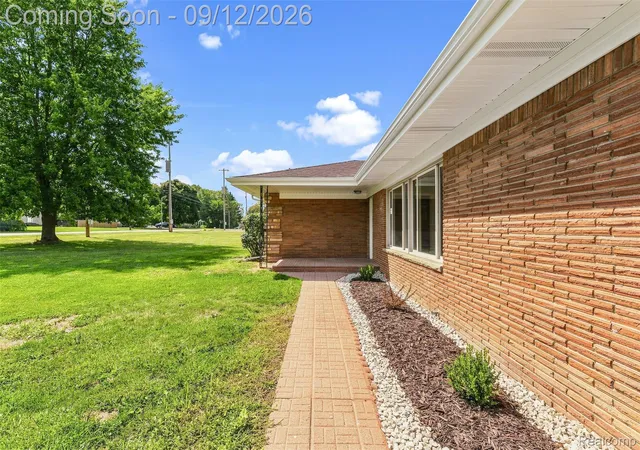 Photo 3 of Single family home for sale at 4099 E Atherton Rd, Burton, MI 48519 | MLS# 20261072998 | Listing updated on 2026-09-12