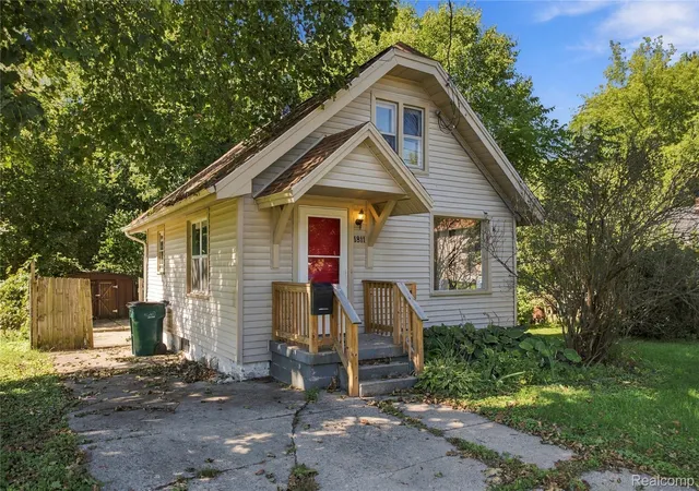 Single family home for sale at 1811 Vermont Ave, Lansing, MI 48906 | MLS# 20261073000