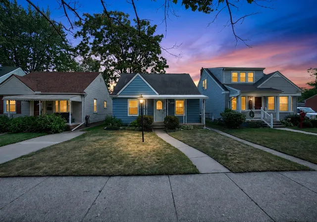 Photo 1 of Single family home for sale at 24163 New York St, Dearborn, MI 48124 | MLS# 58050221374 | Listing updated on 2026-09-10