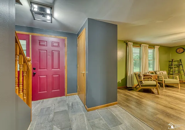 Photo 4 of Single family home for sale at 5825 Bacon Rd, Petersburg, MI 49270 | MLS# 57050221380 | Listing updated on 2026-09-12