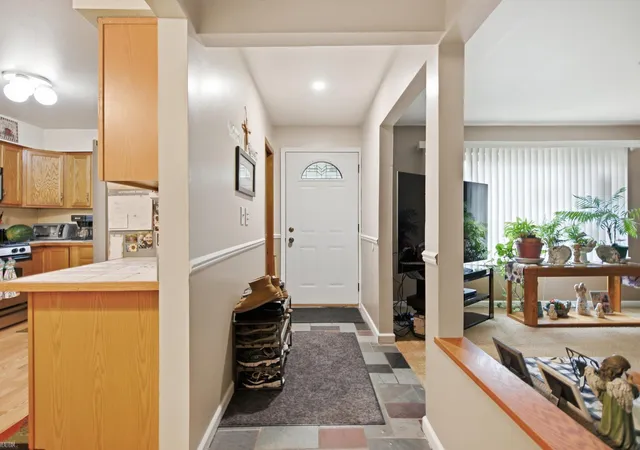 Photo 3 of Single family home for sale at 27952 Thomas Ave, Warren, MI 48092 | MLS# 58050221384 | Listing updated on 2026-09-14