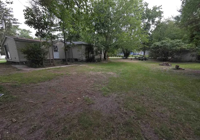 Photo 3 of Single family home for sale at 1592 Jerome St, Holland, MI 49423 | MLS# 58050221385 | Listing updated on 2026-09-12