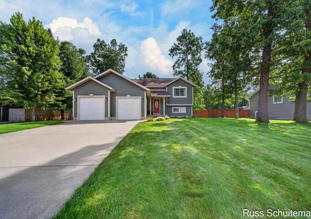 Photo 1 of Single family home for sale at 1164 Brian Dr, Muskegon, MI 49442 | MLS# 71026048152 | Listing updated on 2026-09-16