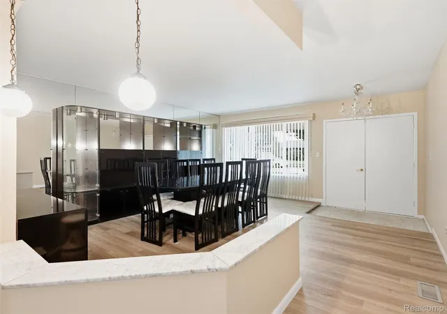 Photo 3 of Single family home for sale at 4052 Stephanie Dr, Sterling Heights, MI 48310 | MLS# 20261073018 | Listing updated on 2026-09-12