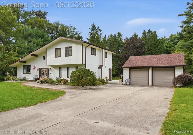Photo 1 of Single family home for sale at 2631 Garden Rd, Milford, MI 48381 | MLS# 20261073025 | Listing updated on 2026-09-13