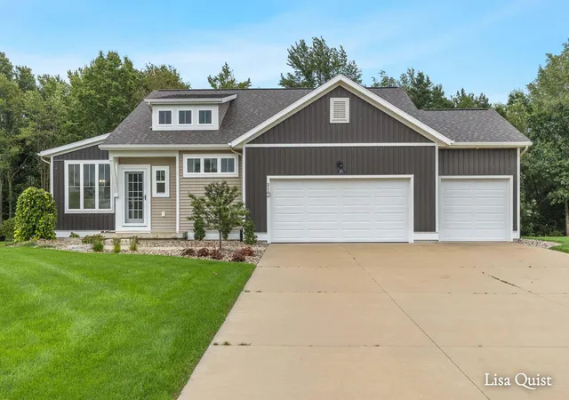 Photo 1 of Single family home for sale at 3144 Timberpine Ct, Holland, MI 49424 | MLS# 65026048167 | Listing updated on 2026-09-17