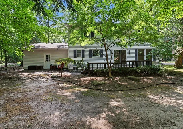 Photo 3 of Single family home for sale at 6664 W Timber Ln, Ludington, MI 49431 | MLS# 67026048170 | Listing updated on 2026-10-08