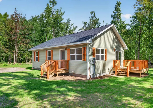 Photo 1 of Single family home for sale at 3509 N Point Dr, Gaylord, MI 49735 | MLS# 78080073395 | Listing updated on 2026-10-08