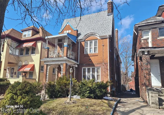 Photo 3 of Single family home for sale at 3280 Fullerton St, Detroit, MI 48238 | MLS# 20261073048 | Listing updated on 2026-09-11