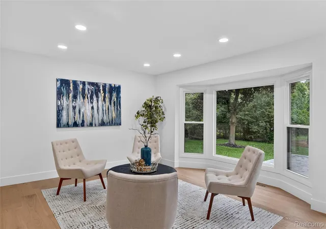 Photo 4 of Single family home for sale at 11136 Bellwood Dr, Plymouth, MI 48170 | MLS# 20261073051 | Listing updated on 2026-09-11