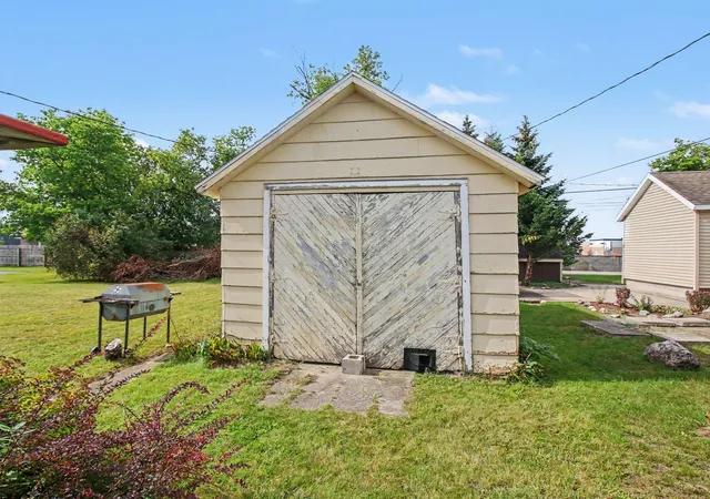 Photo 24 of Single family home for sale at 1126 River St, Alpena, MI 49707 | MLS# 66026048191 | Listing updated on 2026-09-13