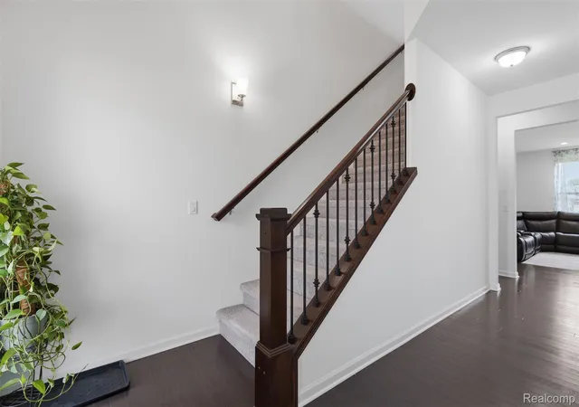 Photo 3 of Single family home for sale at 20633 Gidran Dr, South Lyon, MI 48178 | MLS# 20261073073 | Listing updated on 2026-09-21