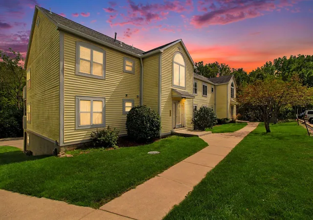 Photo 3 of Condo for sale at 2241 S Huron Pkwy #1, Ann Arbor, MI 48104 | MLS# 81026048195 | Listing updated on 2026-10-08