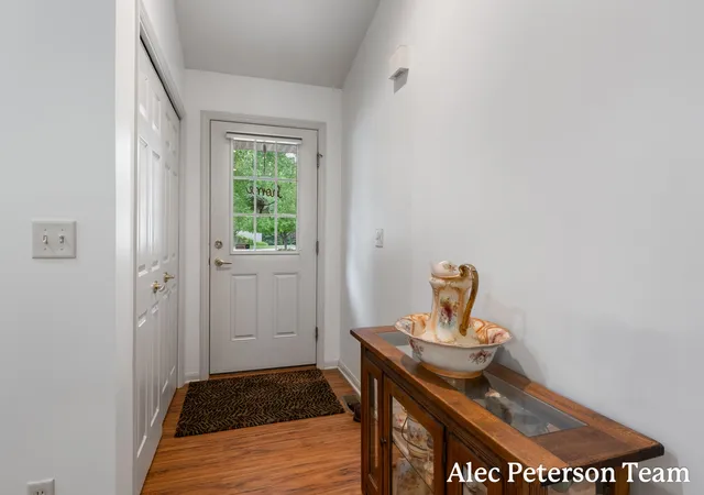 Photo 4 of Condo for sale at 1544 Beechtree Cmns, Grand Haven, MI 49417 | MLS# 71026048194 | Listing updated on 2026-10-04