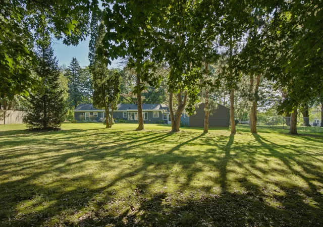 Photo 2 of Single family home for sale at 8182 S Youngman Rd, Greenville, MI 48838 | MLS# 72026048207 | Listing updated on 2026-09-15