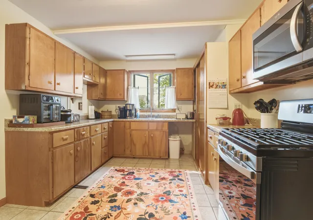 Photo 3 of Single family home for sale at 8182 S Youngman Rd, Greenville, MI 48838 | MLS# 72026048207 | Listing updated on 2026-09-15