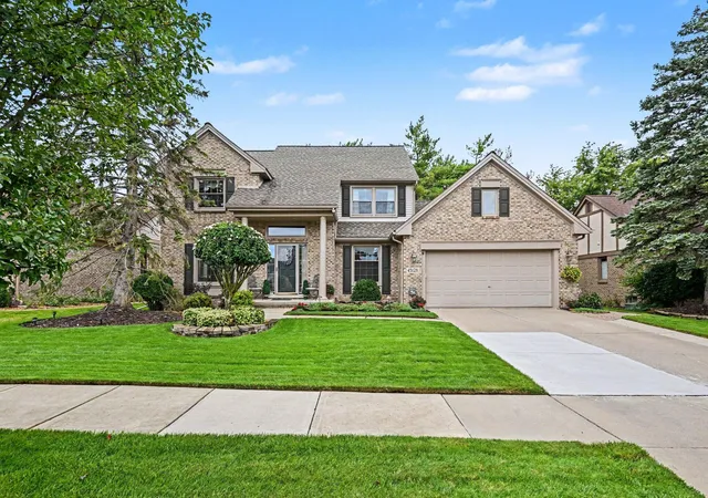 Photo 2 of Single family home for sale at 45128 Glengarry Rd, Canton, MI 48188 | MLS# 81026048205 | Listing updated on 2026-09-17