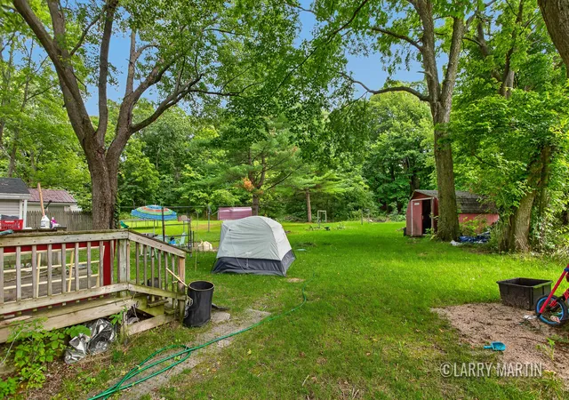Photo 3 of Single family home for sale at 37 Thornapple Lake Rd, Nashville, MI 49073 | MLS# 65026048210 | Listing updated on 2026-09-17