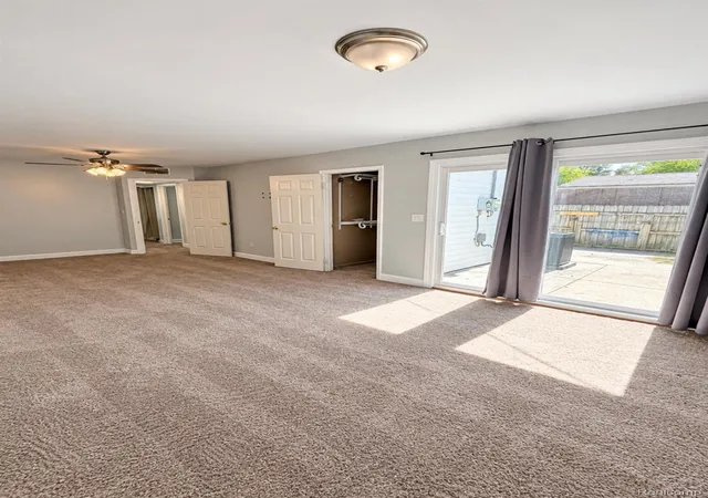 Photo 4 of Single family home for sale at 4484 Ziegler St, Dearborn Heights, MI 48125 | MLS# 20261073098 | Listing updated on 2026-09-14