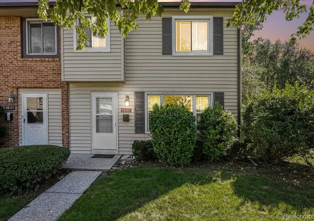 Photo 1 of Condo for sale at 38101 Carolon Blvd, Westland, MI 48185 | MLS# 20261073104 | Listing updated on 2026-09-12