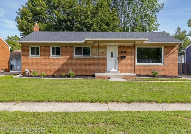 Photo 1 of Single family home for sale at 31026 W Chicago St, Livonia, MI 48150 | MLS# 20261073109 | Listing updated on 2026-09-21
