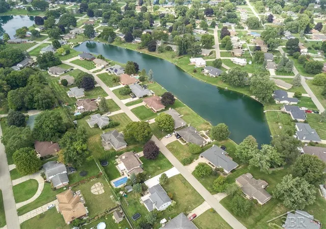 Photo 2 of Single family home for sale at 5171 Lorin Dr, Shelby Township, MI 48316 | MLS# 61050221419 | Listing updated on 2026-09-10