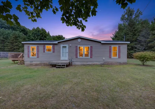 Photo 1 of Sale Pending at 16468 W Howard City Edmore Rd, Winfield Township Montcalm, MI 49329 | MLS# 72026048221 | Listing updated on 2026-09-13