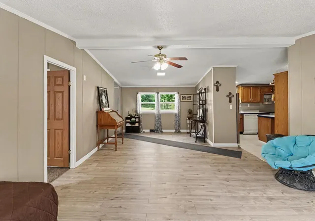Photo 4 of Single family home for sale at 10040 Austin Rd, Jackson, MI 49201 | MLS# 55026048222 | Listing updated on 2026-09-15