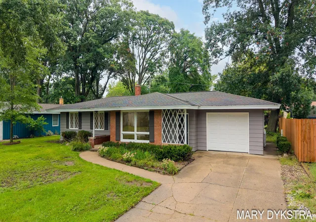 Single family home for sale at 409 W Lakewood Blvd, Holland, MI 49424 | MLS# 71026048224