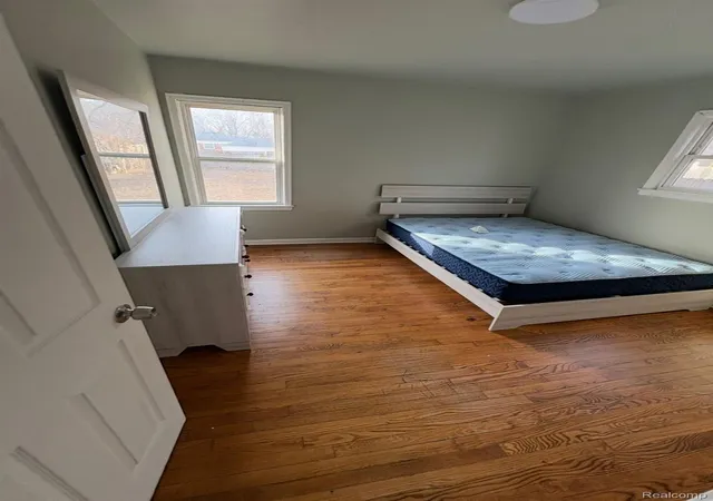 Photo 1 of Single family home for sale at 13913 Chatham St, Detroit, MI 48223 | MLS# 20261073121 | Listing updated on 2026-09-15