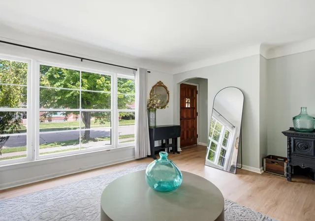Photo 4 of Single family home for sale at 17802 Homer St, Roseville, MI 48066 | MLS# 58050221424 | Listing updated on 2026-09-14
