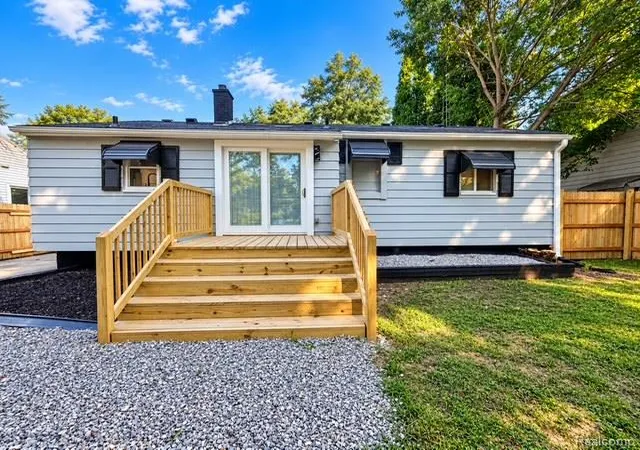 Photo 1 of Single family home for sale at 3917 Winona St, Flint, MI 48504 | MLS# 20261073129 | Listing updated on 2026-09-15
