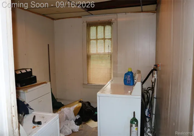Photo 4 of Single family home for sale at 1510 Casimir St, Saginaw, MI 48601 | MLS# 20261073135 | Listing updated on 2026-09-16