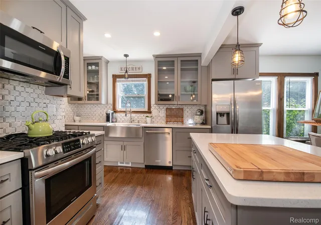 Photo 3 of Single family home for sale at 22 Cloverport Ave, Rochester Hills, MI 48307 | MLS# 20261073137 | Listing updated on 2026-09-14