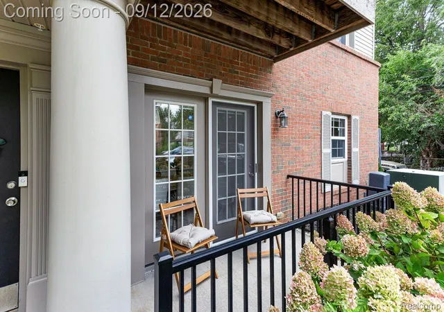 Photo 3 of Condo for sale at 22274 Abbey Ln, Dearborn, MI 48124 | MLS# 20261073138 | Listing updated on 2026-09-14