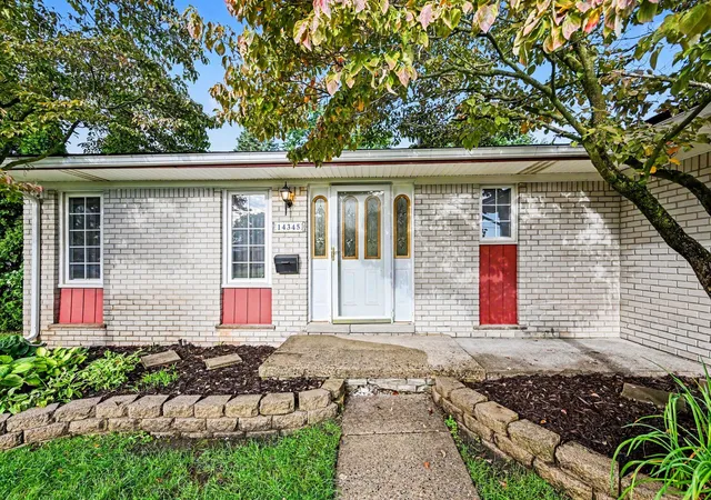 Photo 3 of Single family home for sale at 14345 Knolson St, Livonia, MI 48154 | MLS# 81026048230 | Listing updated on 2026-09-20