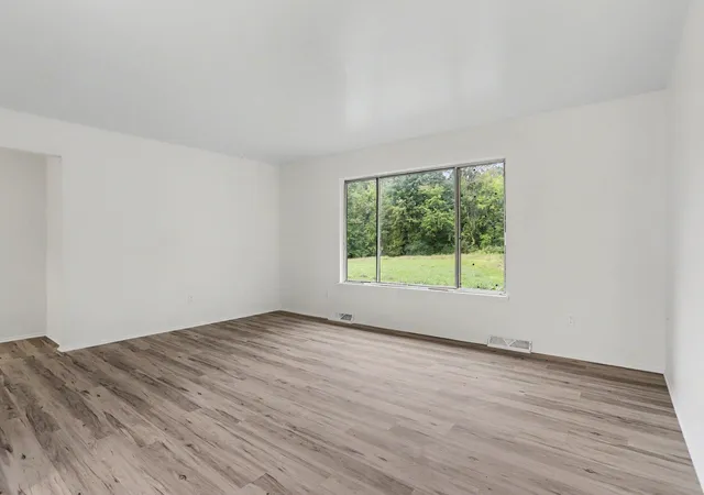 Photo 2 of Single family home for sale at 1150 Baseline Rd, Battle Creek, MI 49017 | MLS# 65026048232 | Listing updated on 2026-09-17