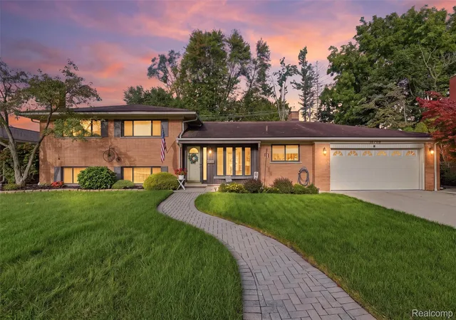Photo 1 of Sale Pending at 16799 Farmington Rd, Livonia, MI 48154 | MLS# 20261073148 | Listing updated on 2026-09-16