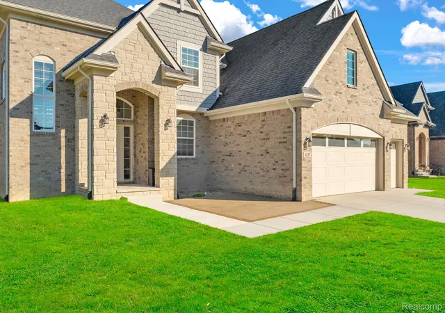 Photo 3 of Single family home for sale at 49402 Carles Dr, Macomb, MI 48044 | MLS# 20261073168 | Listing updated on 2026-09-13