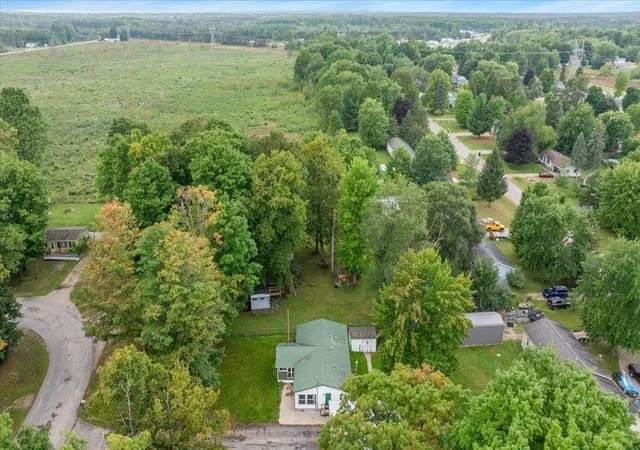 Photo 1 of Single family home for sale at 4442 N Ironwood Dr, Traverse City, MI 49685 | MLS# 78080073409 | Listing updated on 2026-09-13