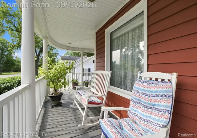 Photo 4 of Single family home for sale at 1513 Saint Clair Blvd, Algonac, MI 48001 | MLS# 20261073176 | Listing updated on 2026-09-13