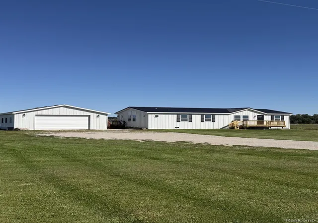 Photo 1 of Single family home for sale at 1313 E Murphy Lake Rd, Mayville, MI 48744 | MLS# 20261073183 | Listing updated on 2026-10-11