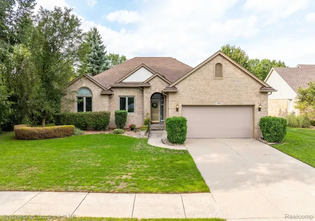 Photo 1 of Single family home for sale at 750 Shortridge Ave, Rochester Hills, MI 48307 | MLS# 20261073184 | Listing updated on 2026-09-13